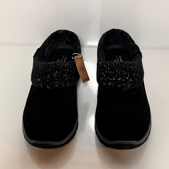 Skechers Full Bloom Easy Going Water-Repellent Suede Clogs - Picture 3 of 7